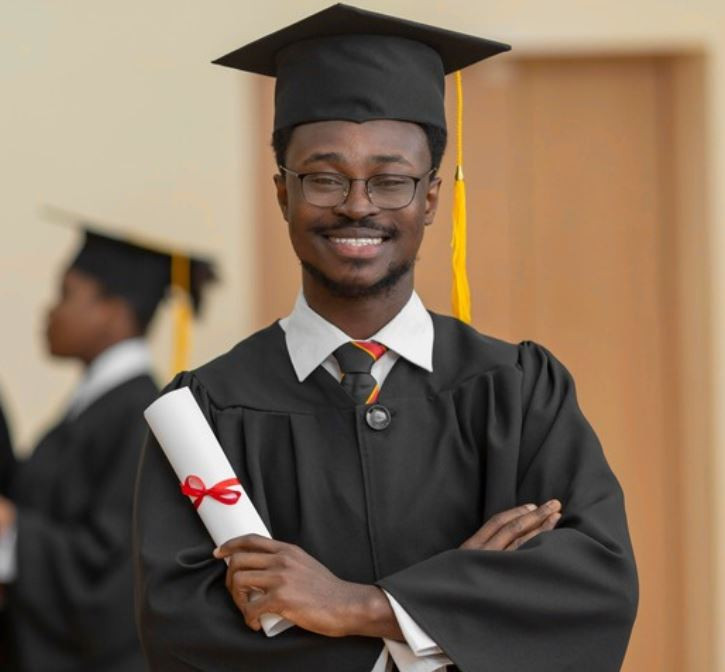 Étudiant diplômé de Kasambi University